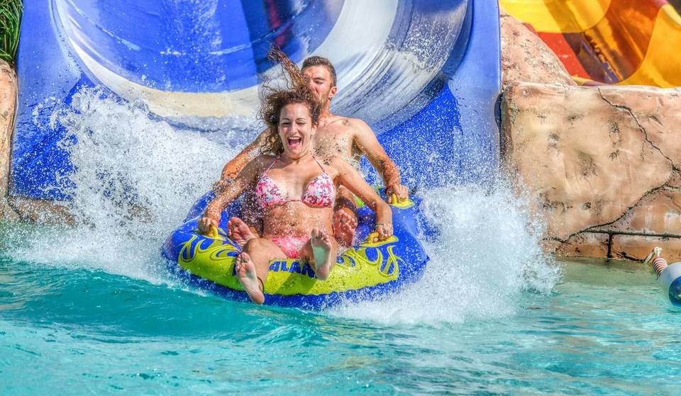 Aqualand Bahía de Cádiz, el parque acuático a una hora de Sevilla, cerrará sus puertas el 8 de septiembre: últimas entradas a la venta