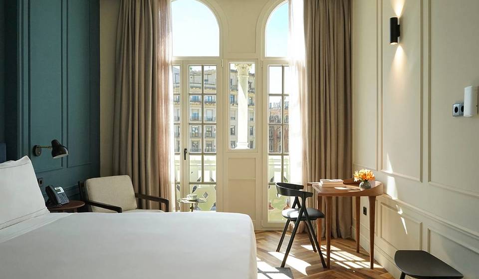 Staying in a 5-star hotel in Seville: this is how to live the great luxury with pool and views