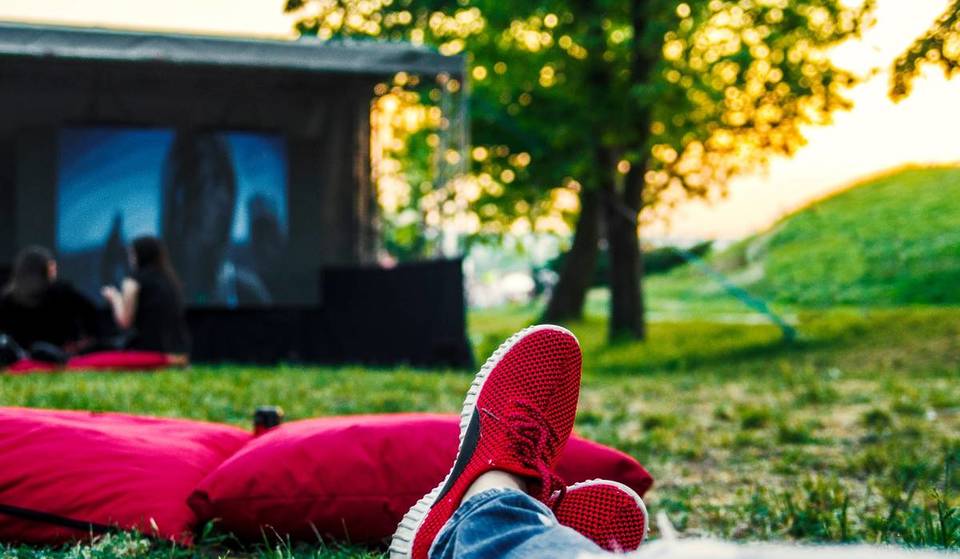 El Auditorio Los del Río de Dos Hermanas acogerá un cine de verano gratuito todo el mes de julio: pelis gratis al aire libre y pícnic permitido
