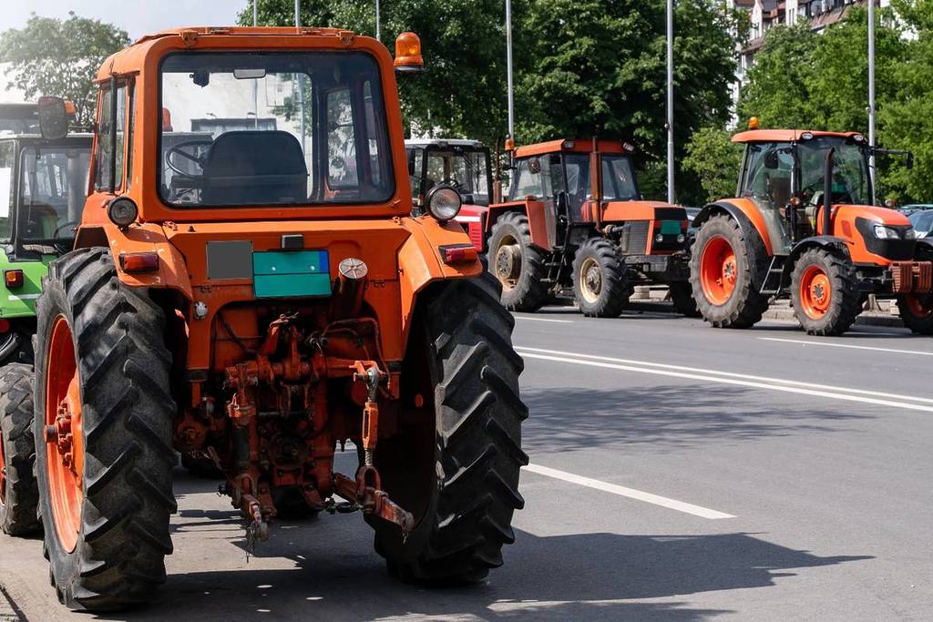 Seville tractor protest 2026 traffic disruptions