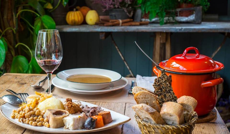 The restaurant in Seville that serves cocido following the tradition of three courses: only from February 12 to 15.