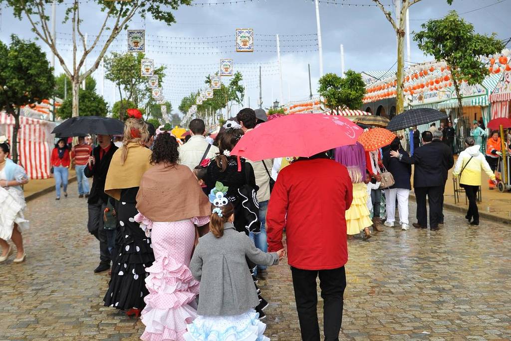 Rain at the end of the Seville Fair