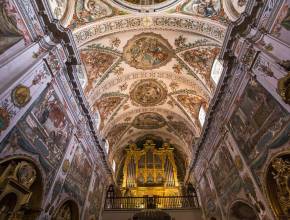 Concierto nocturno en la imponente Iglesia de los Venerables con visita guiada este 29 de julio