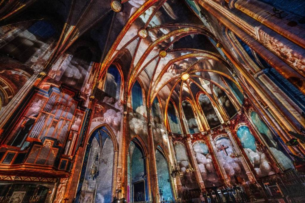 LUMINISCENCE (imágenes de Barcelona)