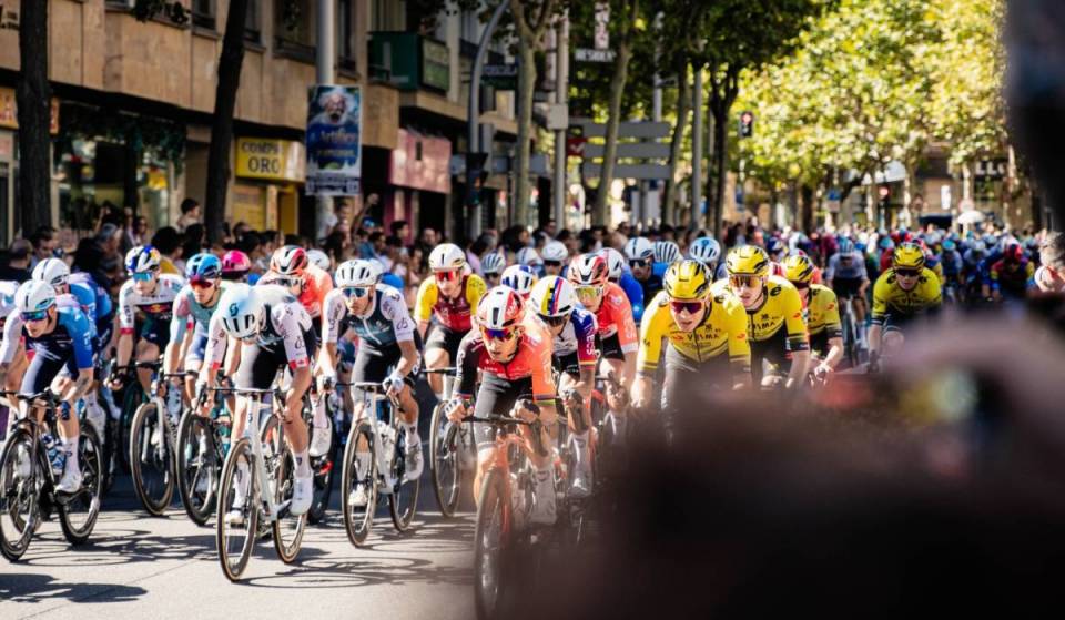 Cortes de tráfico en Sevilla por la Vuelta Ciclista: calles afectadas, desvíos y dónde verla esa tarde