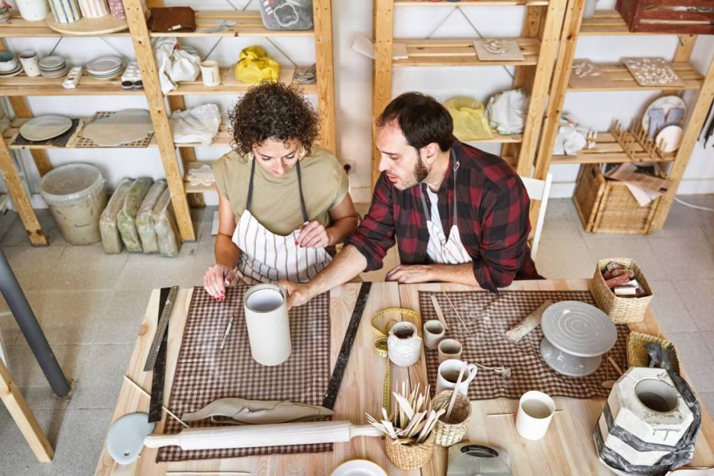 Ateliers par quartier 16,63 euros Séville cours pas chers de yoga ou de poterie comment s’inscrire