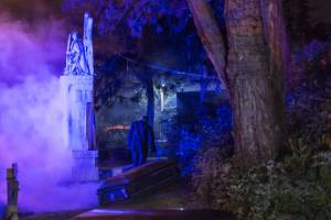 The Muelle de las Delicias will become a large immersive Halloween park in Seville, featuring two horror experiences along the river