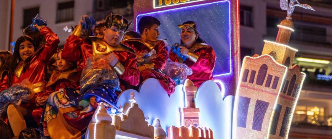 La Cabalgata de Reyes 2027 abre sus inscripciones: cuánto cuesta salir en el cortejo de Sevilla