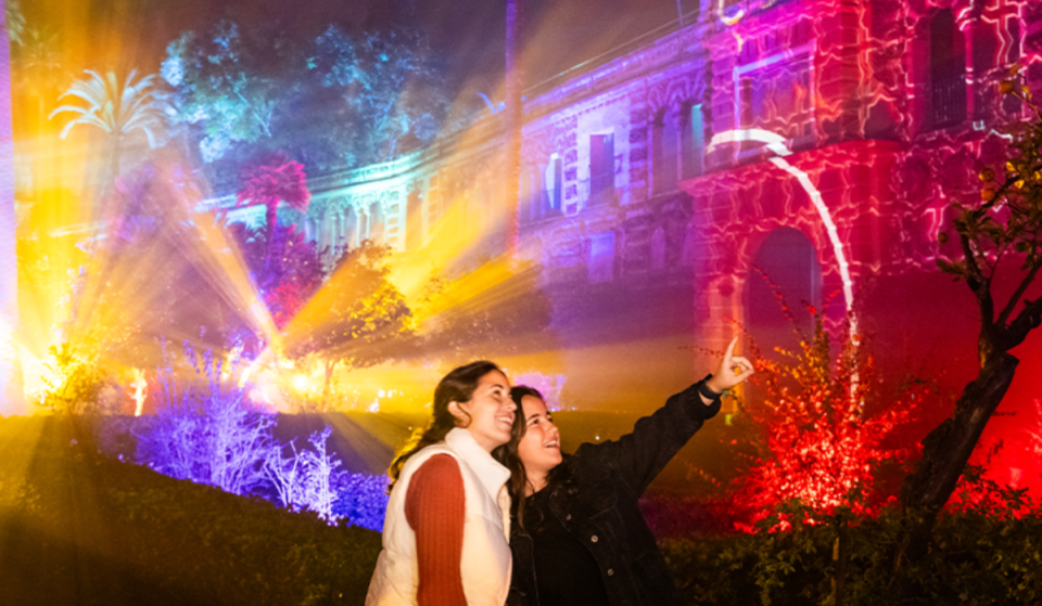 Bizet’s “Carmen” takes over the gardens of the Real Alcázar in Seville: all the details on the new edition of Naturaleza Encendida in Seville