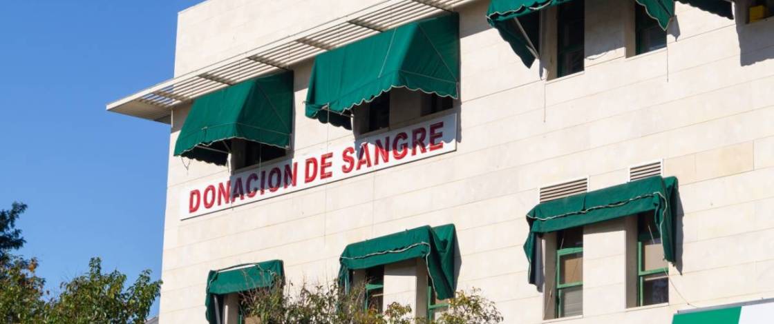 Cómo donar en Sevilla tras el accidente de tren en Toledo: Centro de Transfusión y unidades móviles a las que puedes acudir