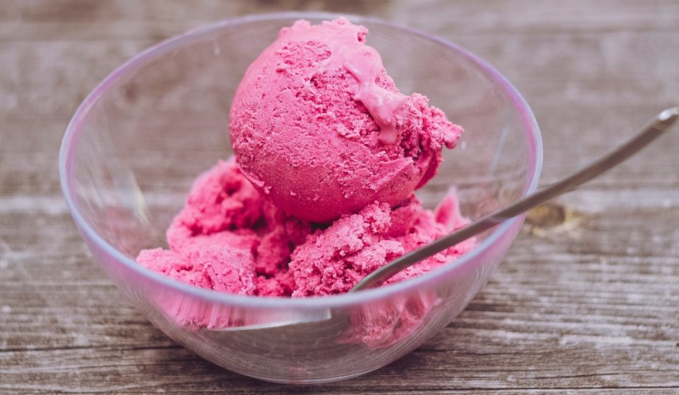 Insolite : la recette ultra rafraîchissante et alcoolisée de la glace au rosé !