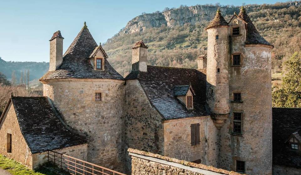 This charming medieval village near Toulouse is nicknamed the &#8220;Little Versailles&#8221; &#8211; it also boasts the highest waterfall in the Lot&#8230;