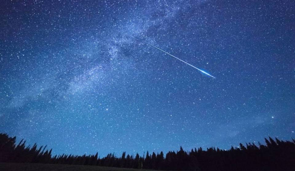 En novembre, le ciel nocturne de Toulouse scintillera sous une pluie d’étoiles filantes exceptionnelle