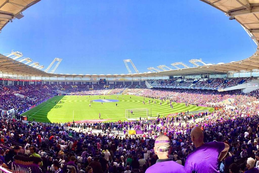 Record du monde de la plus longue galette des rois Stadium de Toulouse