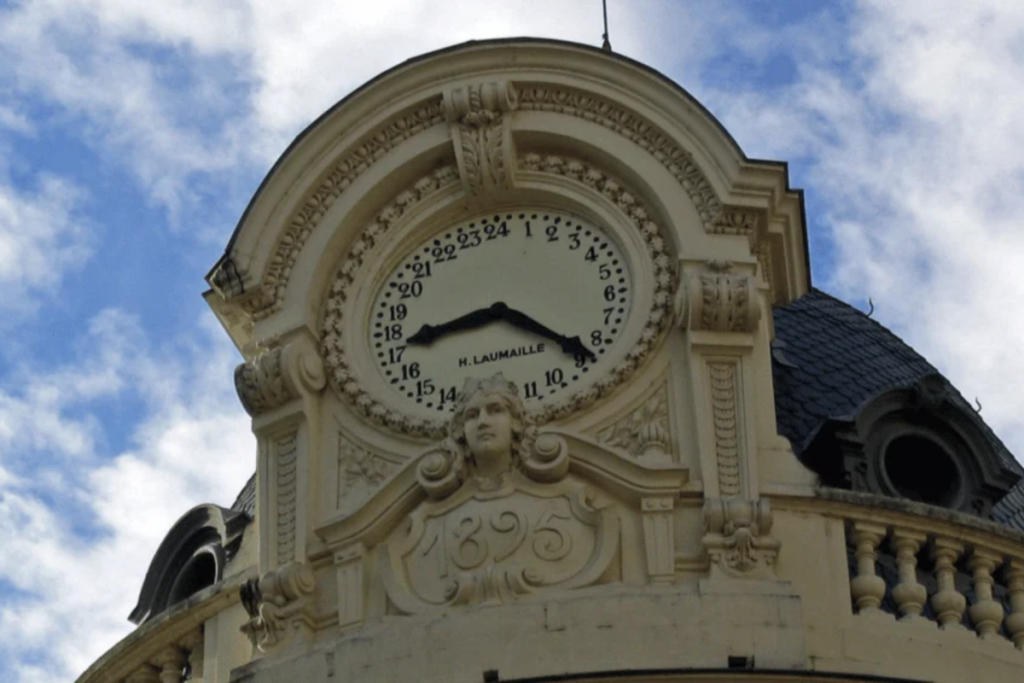 Alsace-Lorraine clock Toulouse