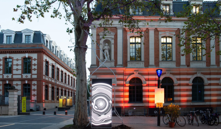 En 2016, le Quai des Savoirs ouvrait à Toulouse ; 1,35 million de visiteurs plus tard, le lieu fête ses 10 ans en s’offrant un auditorium à 2,65 millions d’euros et un festival gratuit