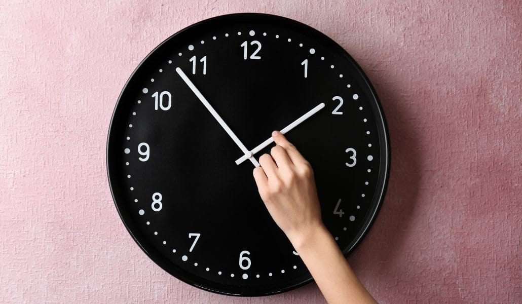 Ya llega el cambio de hora: en la noche del sábado, a las 2:00h serán las 3:00h