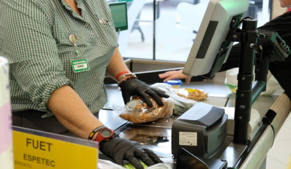 Mercadona elimina las bolsas de plástico de un solo uso en todas sus tiendas