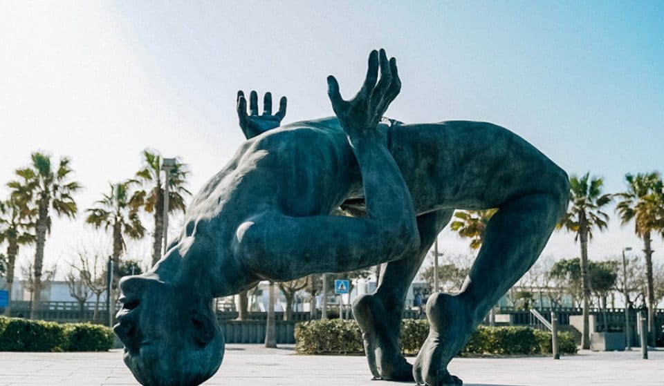 ¿Qué representa la nueva escultura que ha aparecido en la Marina de Valencia?