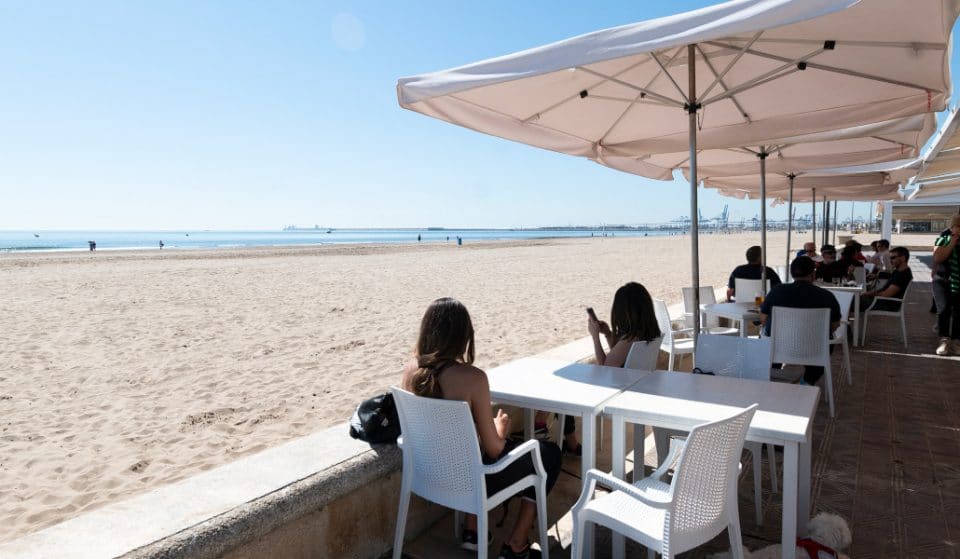 La Comunitat Valenciana amplía el horario de hostelería y comercios hasta las 10 de la noche