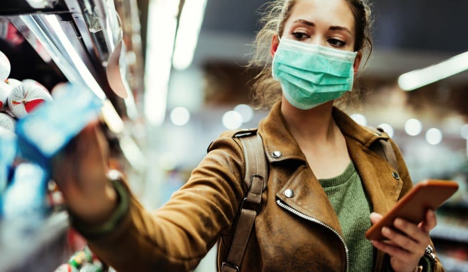 ¿Cuándo dejará de ser obligatoria la mascarilla en espacios cerrados?