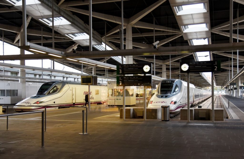 Renfe pone a la venta 100.000 billetes de AVE a solo 15€