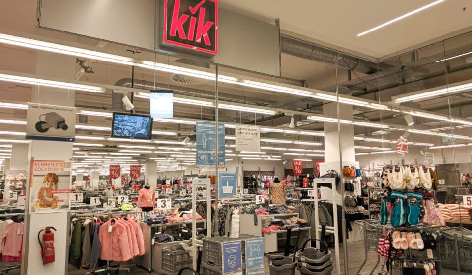 Así es Kik, la tienda alemana de ropa barata que acaba de llegar a Valencia