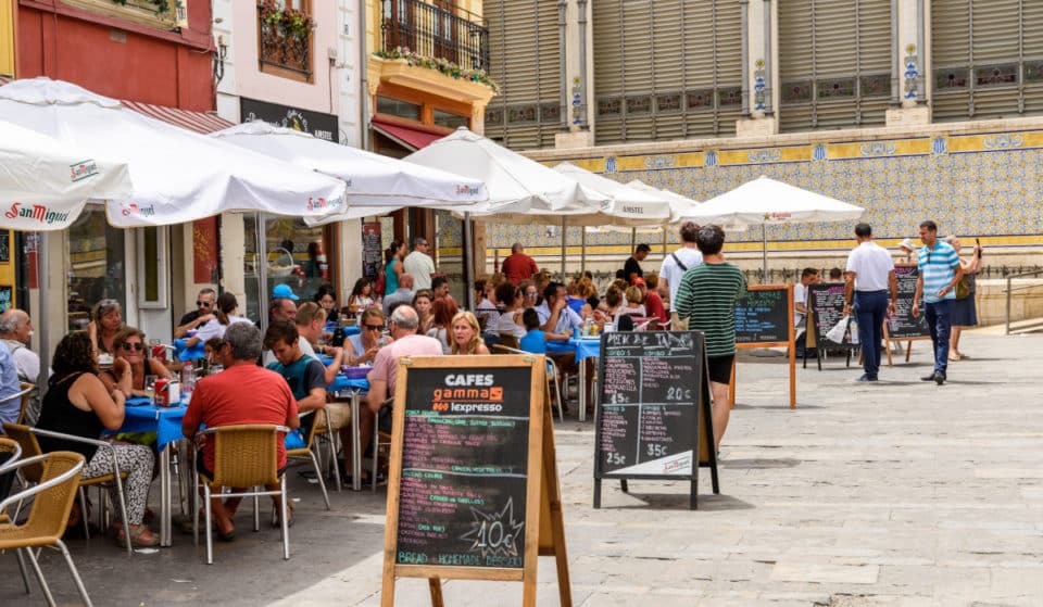 Bares de Valencia que cocinan por ti la compra que haces en el mercado
