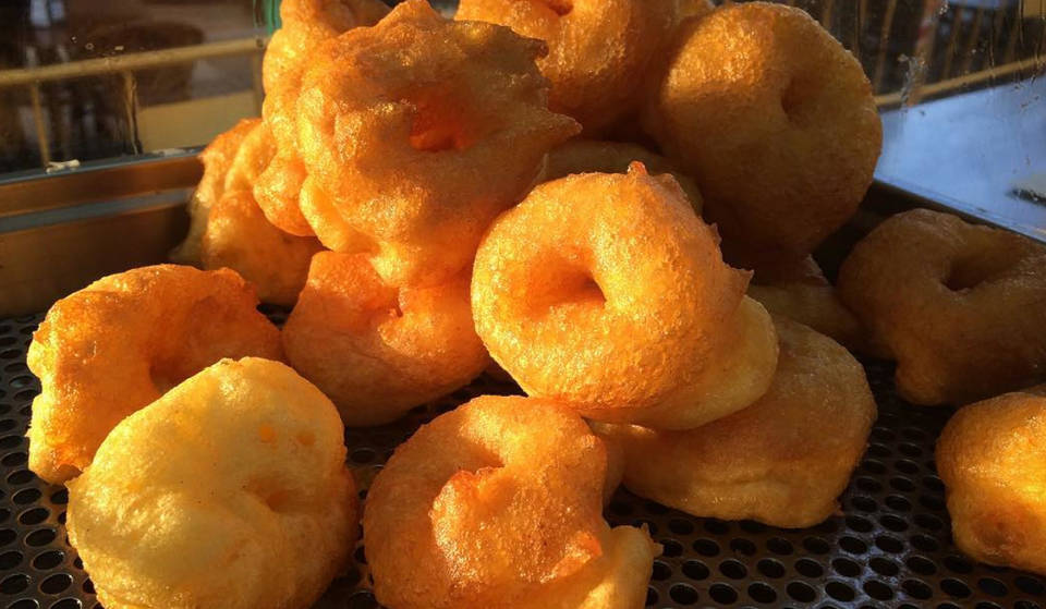 El único puesto de buñuelos sin gluten durante las Fallas de Valencia