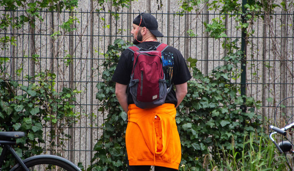 Nuove multe a Valencia per chi urina o lascia mobili ed elettrodomestici per strada