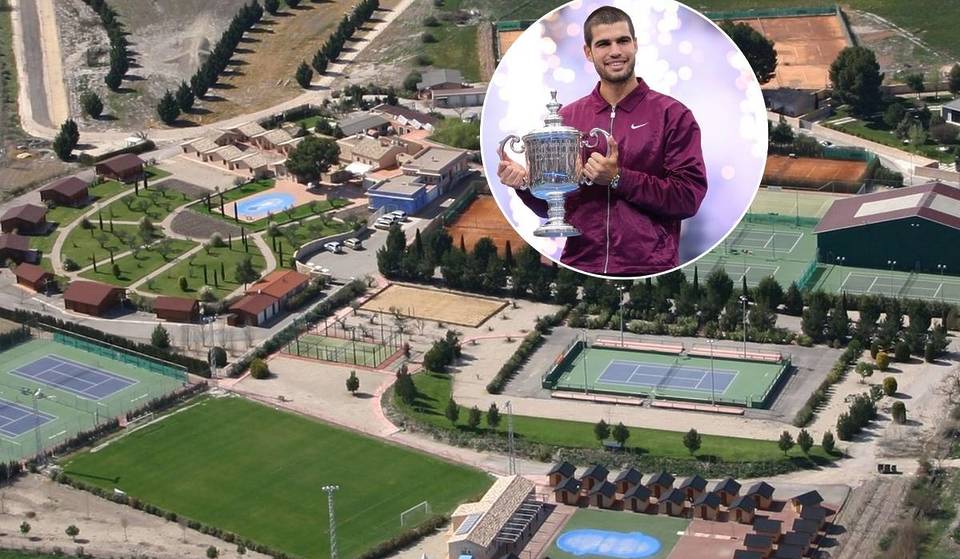 La casa prefabricada de 90 m2 en la que vive Carlos Alcaraz en Villena: dos baños, salón-cocina y habitación de invitados