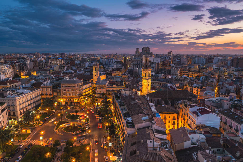 La ciudad de Valencia de noche