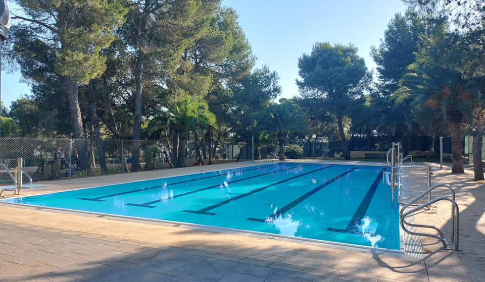 The Valencia pool in the middle of a forest with water slides opens on July 1 with tickets for less than 2 euros