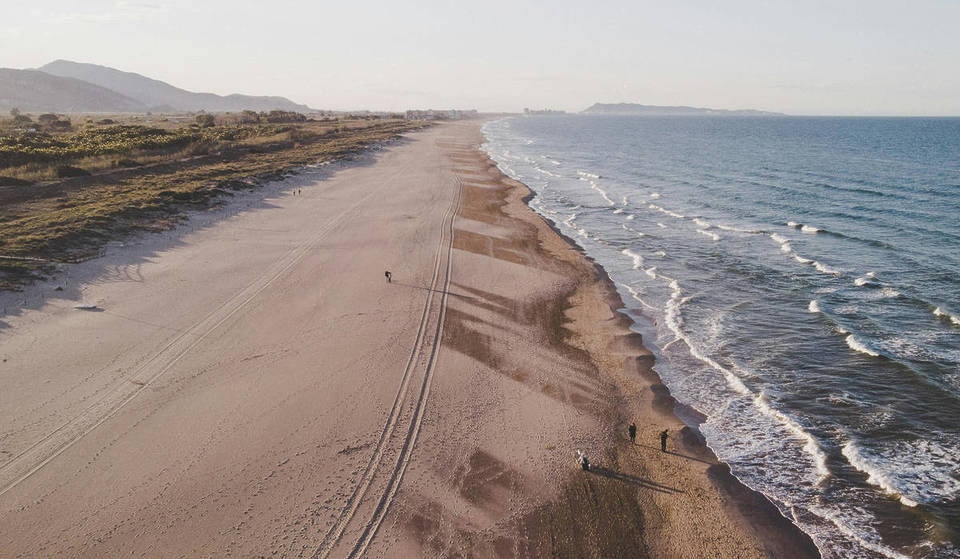 ¿Hay bandera roja hoy en las playas de Valencia? Así puedes consultarlo antes de ir