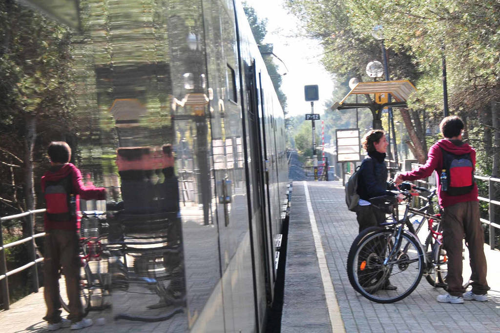 New in the Valencia metro: you will be able to get back on with your bike