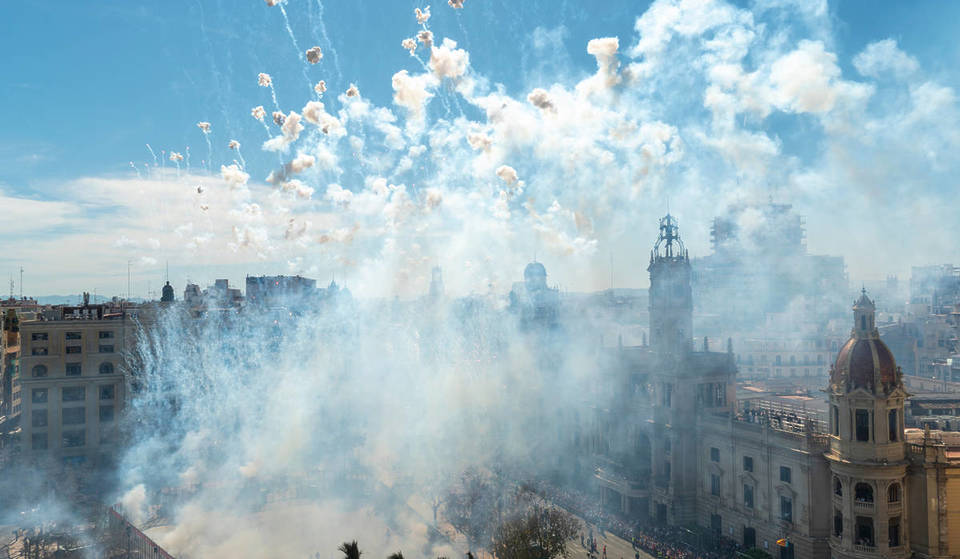 La primera mascletá de las Fallas 2026 este domingo en Valencia: habrá también castillo nocturno