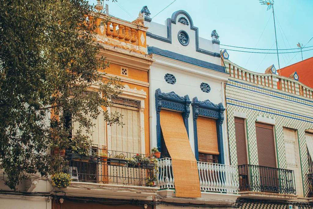 Desde 95.000 € y para vecinos del barrio: las 6 viviendas del Cabanyal que subasta el Ayuntamiento de Valencia