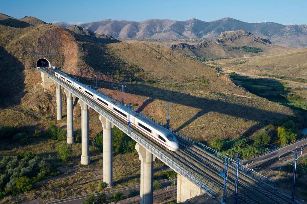 The date for the AVE between Valencia and Barcelona has been set: the journey will take 2 hours