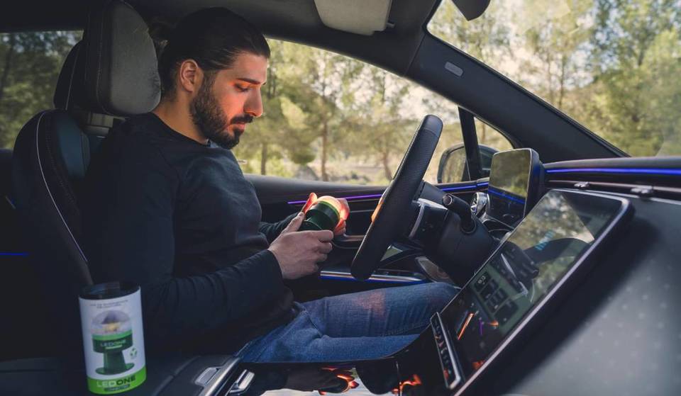 Esta baliza V16 de 50 euros que pide la DGT en 2026 se fabrica en Alicante: se vende por Internet y está homologada