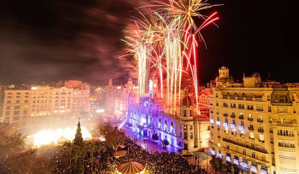 Christmas is back in Valencia: markets, ice rink and free plans until January 6th.