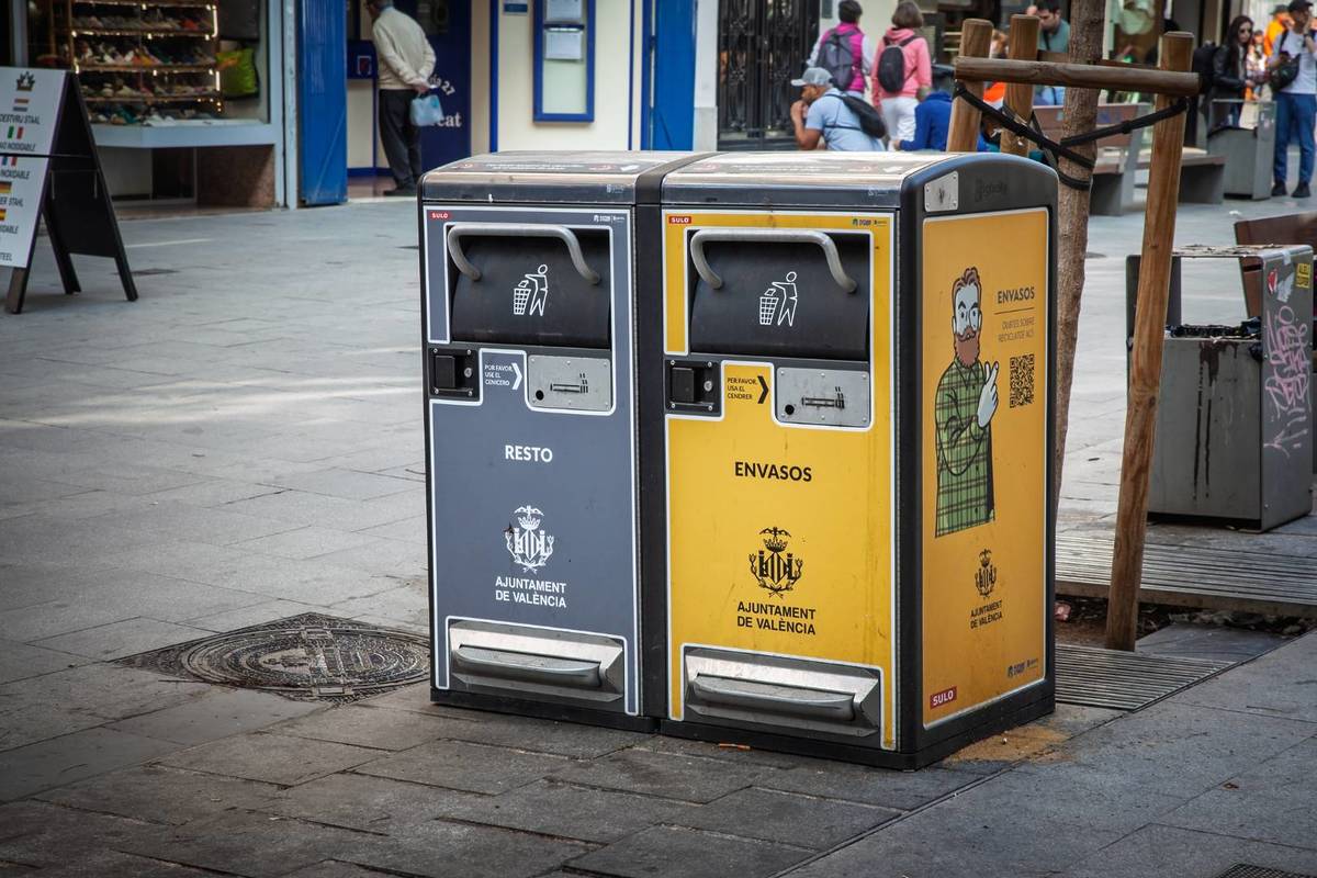 La medida para pagar 10 euros menos por la basura en Valencia en 2026 ...