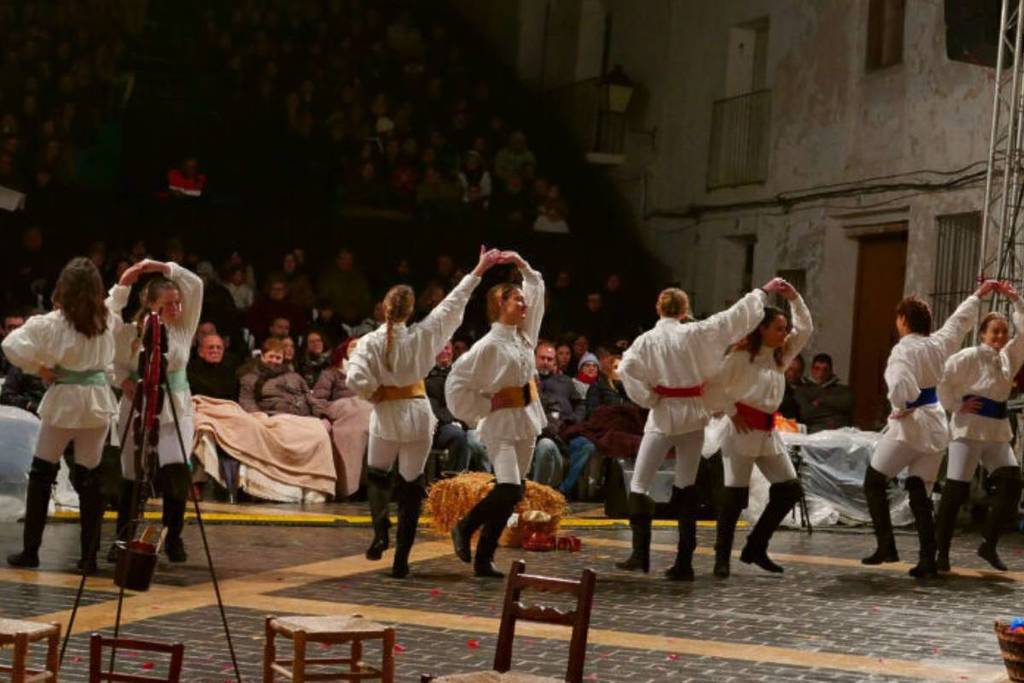 La grande fiera medievale a poco più di un’ora da Valencia che si tiene solo questo fine settimana: paella gigante e mercato d’epoca.
