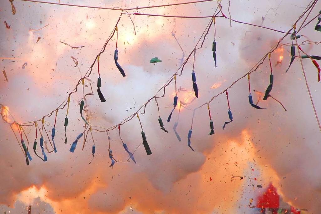 El barrio de Valencia que celebra una mascletá y un castillo este jueves: doble sesión de polvora gratuita