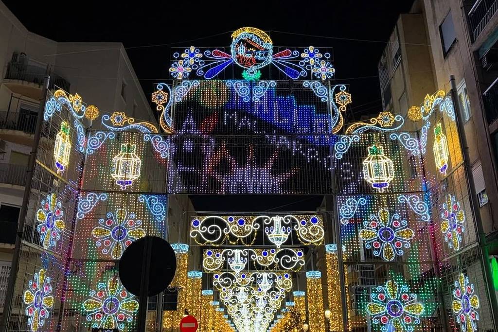 The only light and music show of the Fallas de Valencia is back: dates, location, and times of the daily performances.