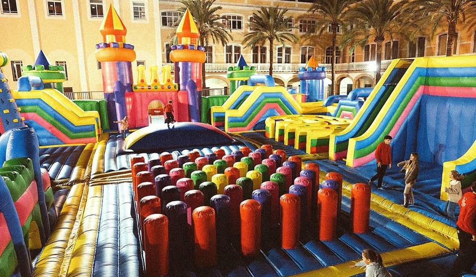Il gonfiabile più grande d’Europa sbarca a Valencia: ecco il nuovo parco a tema pasquale con ingresso gratuito