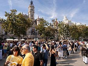 Solo per 48 ore: Valencia ospita il più grande festival della paella con ingresso gratuito, concerti e degustazioni a prezzi popolari