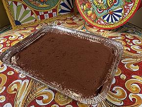 Neanche un euro a porzione: il locale siciliano di Valencia dove puoi mangiare un autentico tiramisù a soli 0,99 €