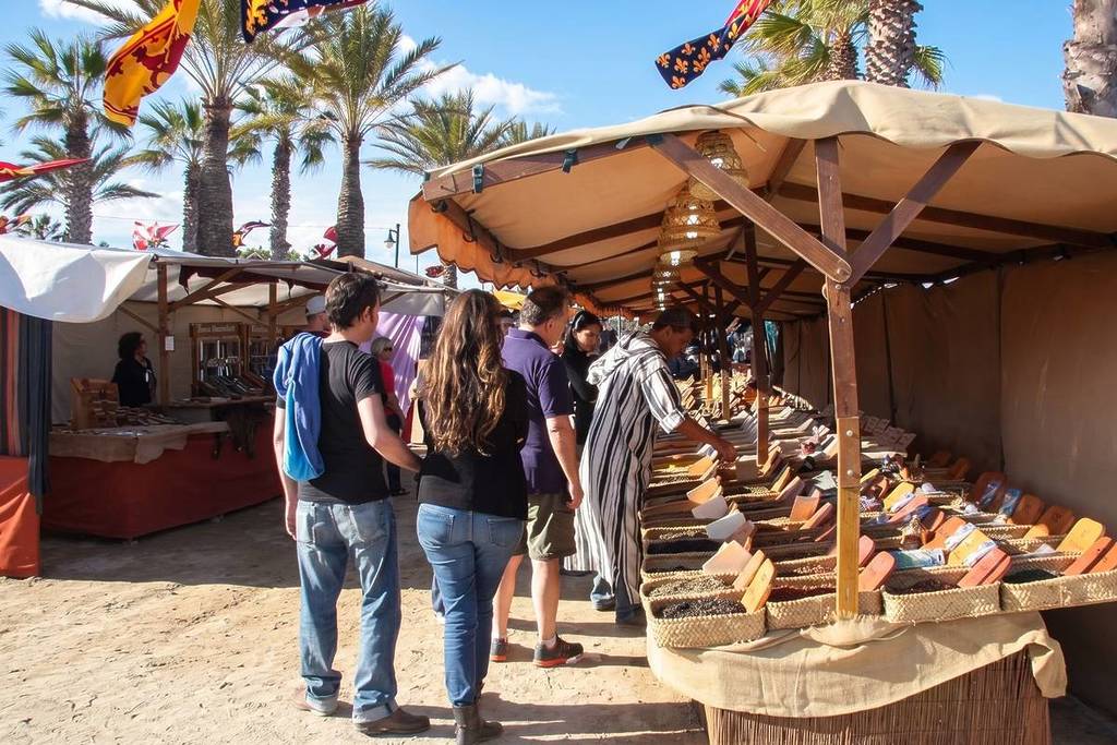 Un mercado medieval con 70 puestos de gastronomía y artesanía toma Poblats Marítims este fin de semana