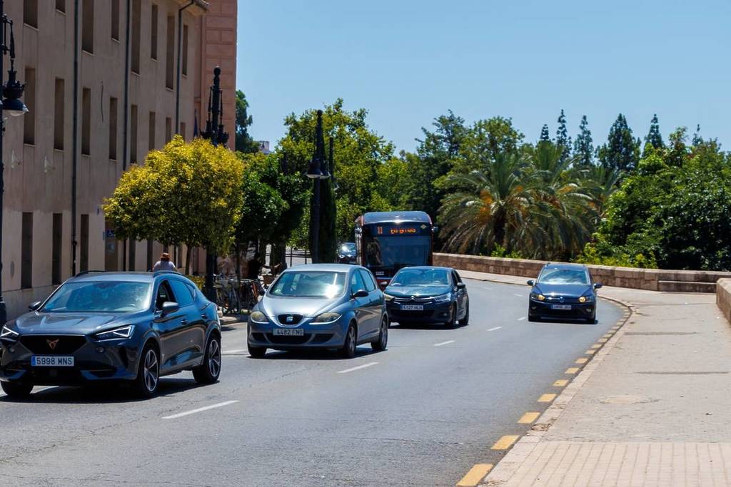 This new official app from the Regional Government pays you to carpool to work: savings of between €100 and €200 in Valencia