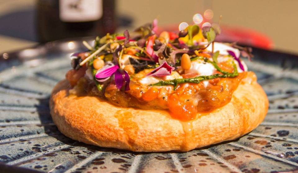 This Monday marks the start of the Valencian coca culinary tour: 23 restaurants in Valencia where you can enjoy this signature dish with beer for €10